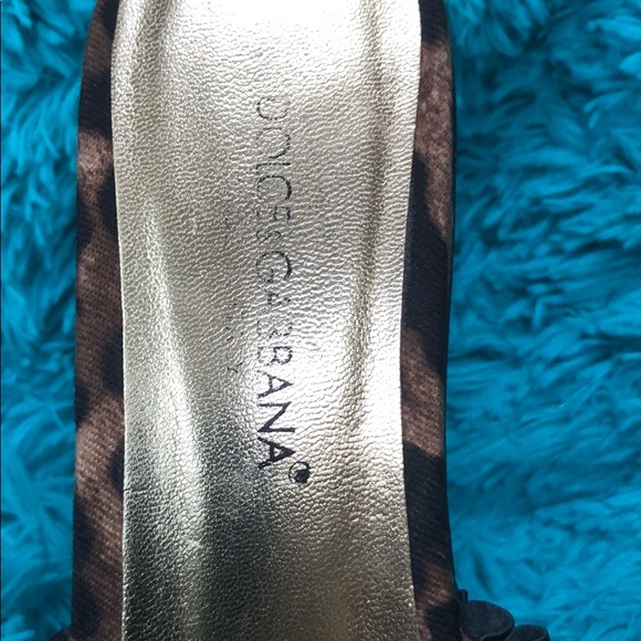 DOLCHE GARBANA - Platform Wedges- 6.5 - Picture 3 of 3